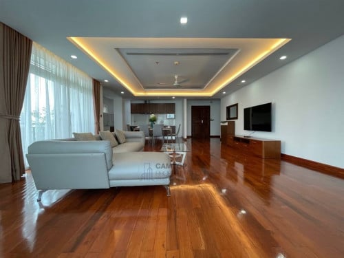 🏠 Three Bedrooms Service Apartment BKK1 ($2500/Month)