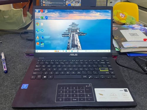 ASUS Laptop E410MA 2022 – Celeron N4020 / RAM 4GB / SSD 512GB