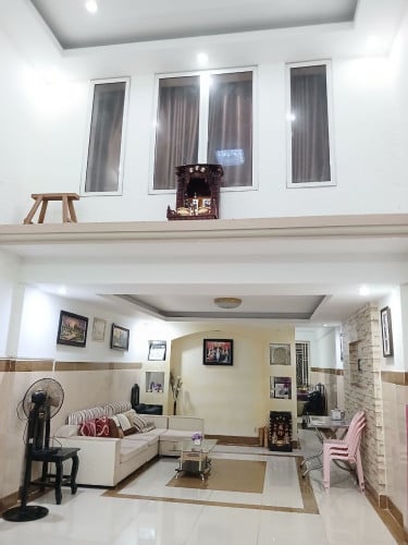 Flate House for Urgent Sale