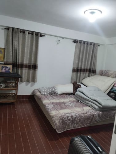 Flate House for Urgent Sale