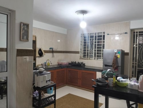 Flate House for Urgent Sale