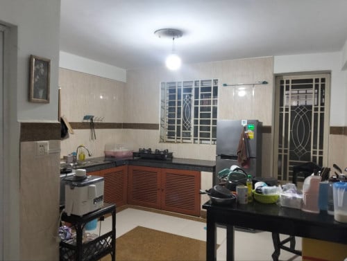 Flate House for Urgent Sale
