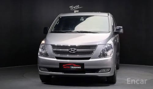 Hyundai Starex 12កៅអី 2012