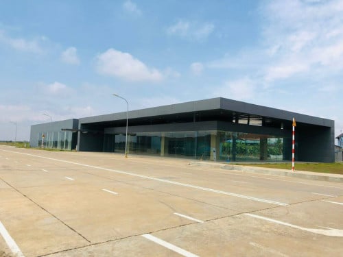 Modern Showroom for Rent Near New Phnom Penh Airport 🚗