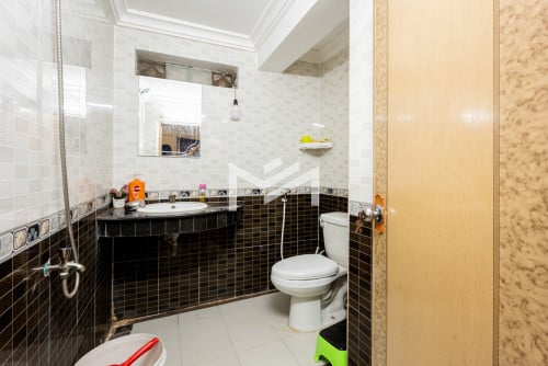 Residential Property For Sale – 4 Bedroom Flat House