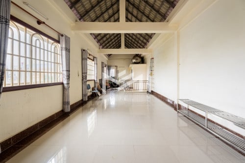 Residential Property For Sale – 4 Bedroom Flat House