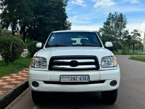 Toyota Tundra ឆ្នាំ 2004 Limited Full Option ឡានស្អាត លះ