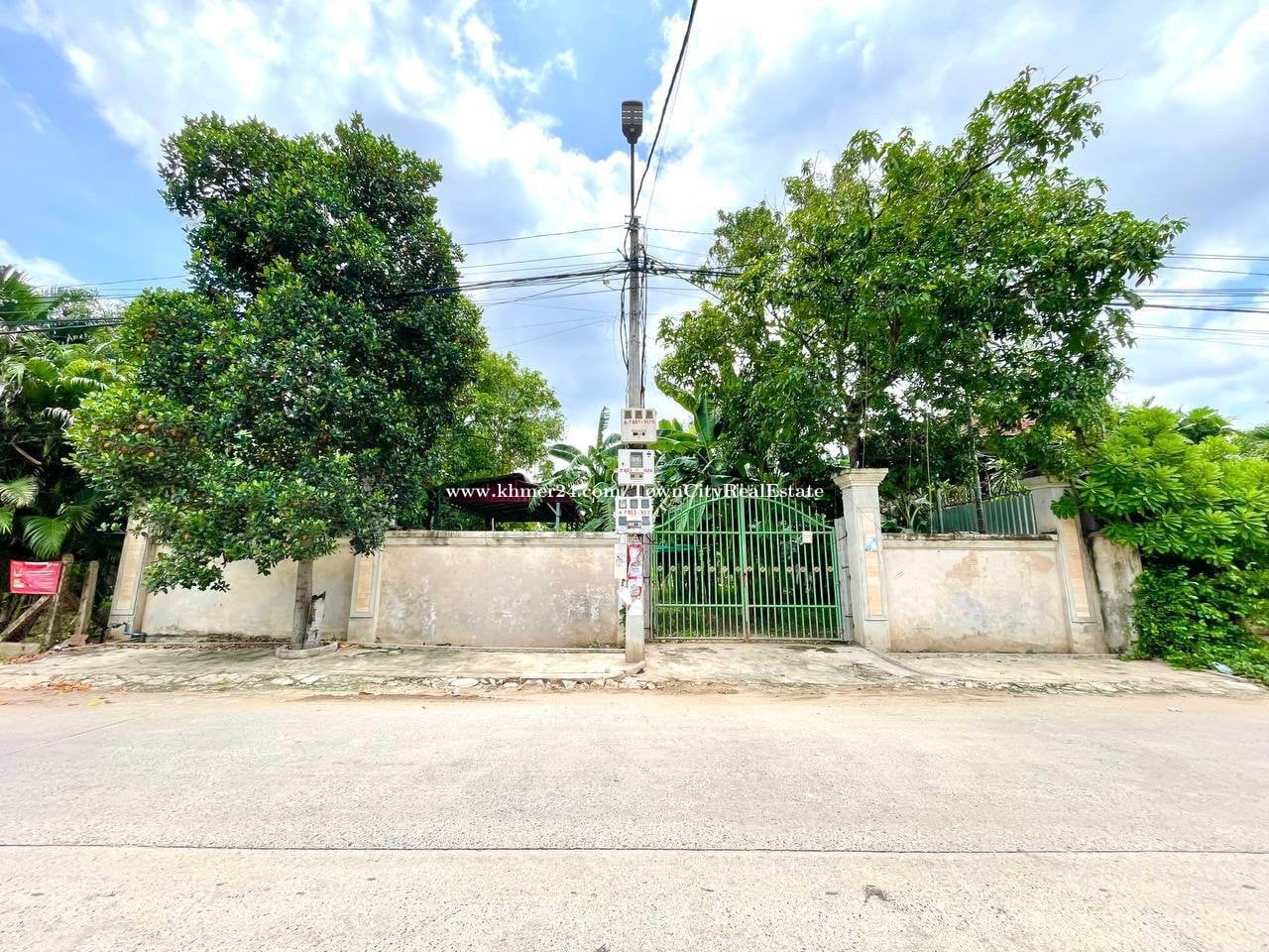 ដីលក់នៅព្រែកឯង