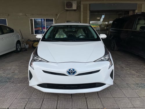 មានរំលស់ជាមួយឃ្លាំងផ្ទាល់