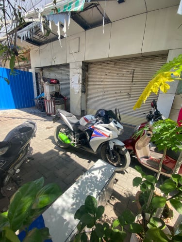 ម៉ូតូធំលក់វិញបងប្អូនតម្លៃសមរម្យចរចាបាន ធានាចំពោះម៉ាស៊ីនស្អាតណាស់ ស្ងាត់ស្ទស្ទុះខ្លាំង