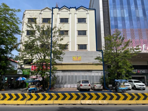 អគារ លក់បន្ទាន់ ផ្លូវម៉ៅសេទុង