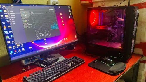 លក់កុំព្យូទ័រលើតុ របស់ប្រើខ្លួនឯង