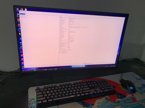 លក់pcមួយឈុតអត់មានពេលលេង