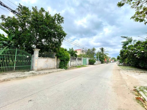 ដីលក់នៅព្រែកឯង