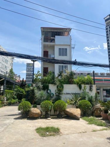 ផ្ទះល្វែងសំរាប់ជួល