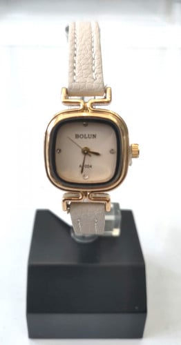 លក់នាឡិកានារីស្អាត