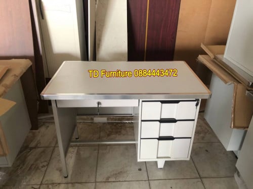 តុដែក. 100*50