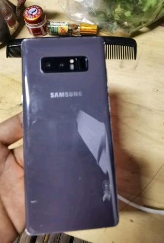 ទូរសព្ទប្រើរាល់ថ្ងៃnote8