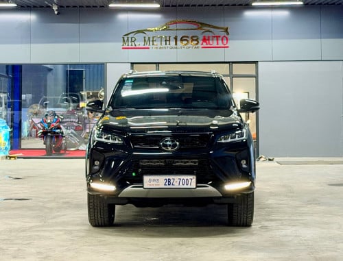 2023 Fortuner Legender Full ខ្មៅ 2មុឺនKmជាង ថ្មីខ្លាំង