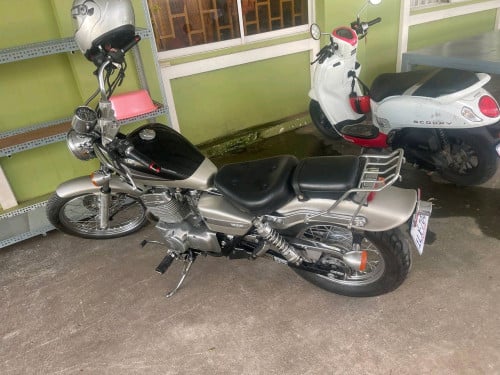 Honda Rebel កម្រ 1994 នៅស្អាត ម៉ាស៊ីន គ្រហឹមល្អ
