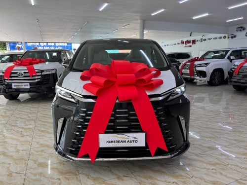 LEXUS LM350h 2025 NEW ( 7 Seats VIP )