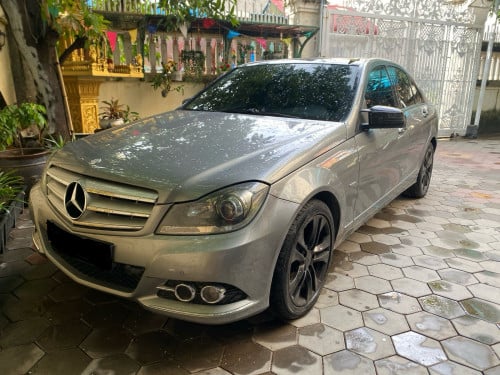 Mercedes C-Class 2012 Blue Efficiency 2CG