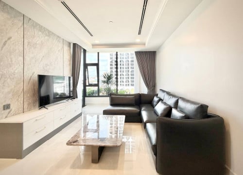 Modern 1-Bedroom Apartment for Lease | BKK1  - Ref: KHRA749