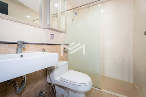 Noblesse Residence 4 bedroom For Sale -15th Floor