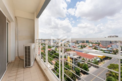 Noblesse Residence 4 bedroom For Sale -15th Floor