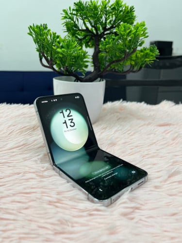 SAMSUNG GALAXY ZFlip5