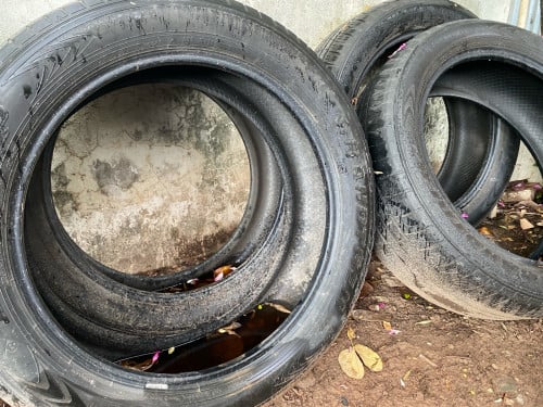 Tire 265/50R22 Dunlop