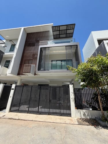 Villa For rent 房屋出租