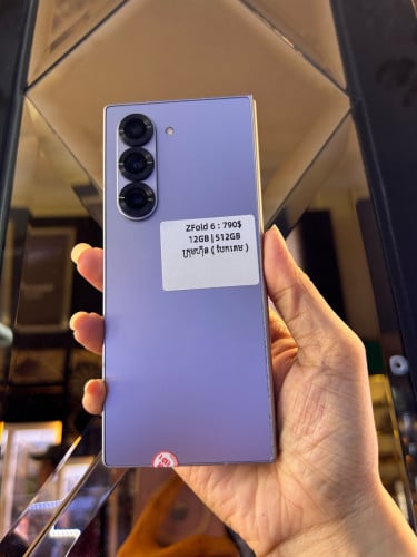 Z Fold 6 ក្រុមហ៊ុន