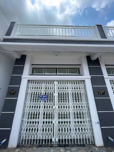 ត្រូវការលុយចចារបាន