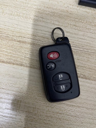 សោរឡានសុីន 012 សឡា រឺ plug in 80$