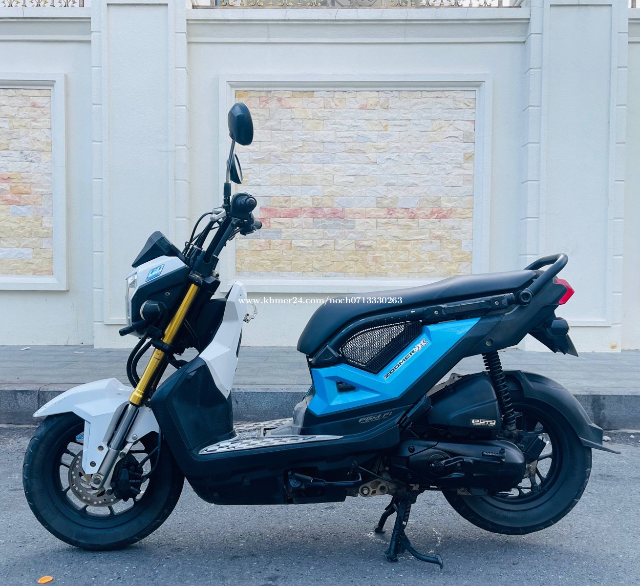 Honda ZOOMER x (110cc, year2016, 780$) have all documents price
