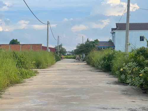 ដីកែងលក់ធូរចរចារ