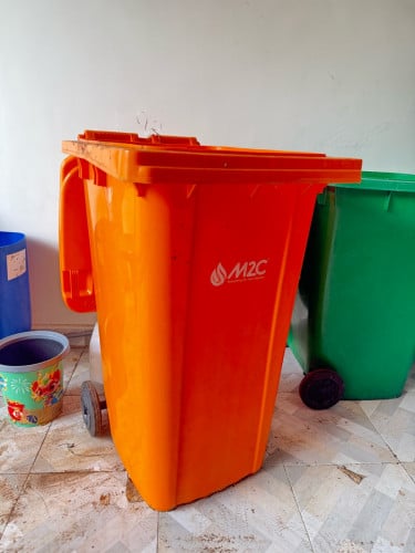 ធុងសំរាមលក់ 220ml