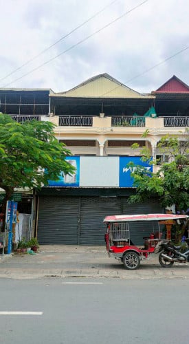 🌟🏘️ ផ្ទះ2ល្វែងលក់នៅក្រុងតាខ្មៅ / 2 Flat House for Sale in Takhmao Town