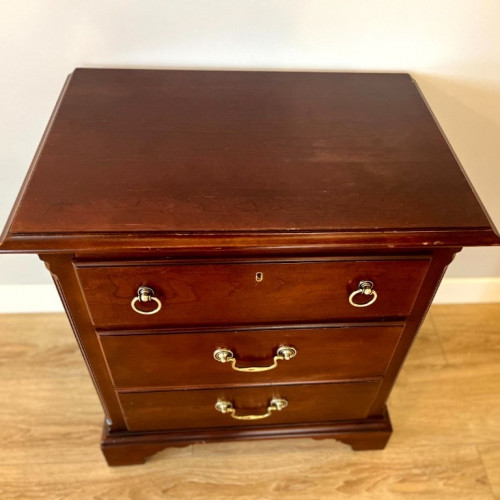Drexel Heritage bedside table