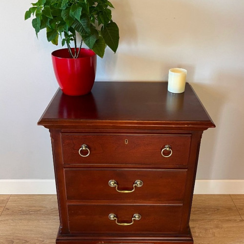Drexel Heritage bedside table
