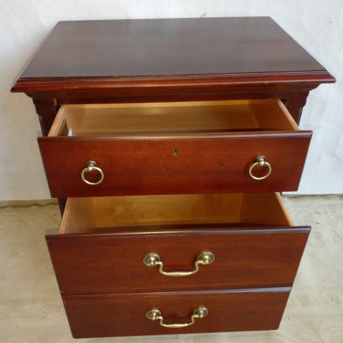 Drexel Heritage bedside table