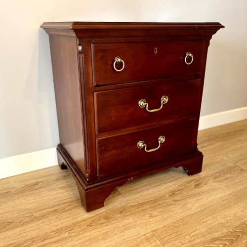 Drexel Heritage bedside table
