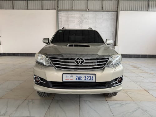 Fortuner 2015 សុីនមួយជុំ ធានាថ្មីណាស់