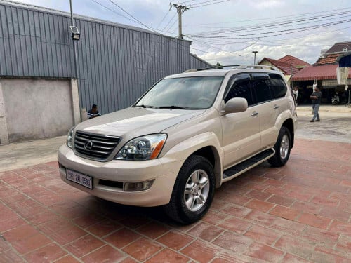 GX470 ឆ្នាំ03 full តម្លៃ 15300$ ចរចារ