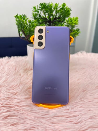 SAMSUNG GALAXY S21