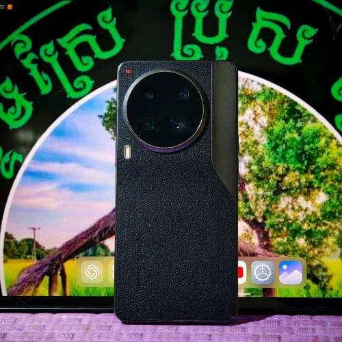 Tecno Camon 30 Premier 5G ក្រុមហ៊ុន (វ៉ៃដូរបាន)មានធានាច្បាស់លាស់ត្រឹមត្រូវ