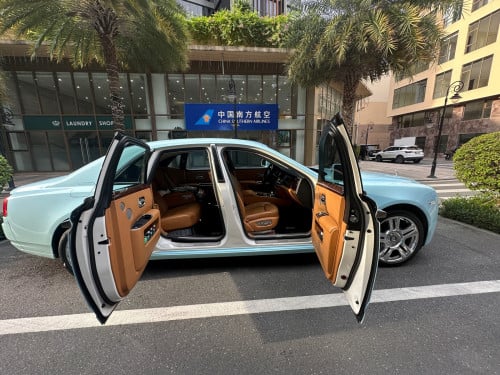 រថយន្តលក់ ប្រញាប់