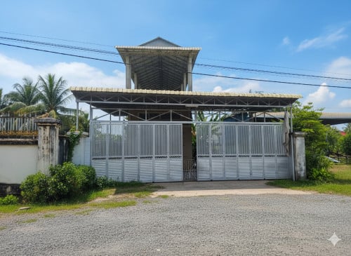 ផ្ទះ និងដី លក់