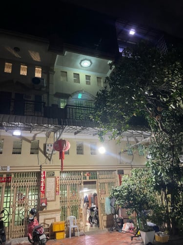 ផ្ទះលក់បន្ទាន់កណ្តាលក្រុង ជិតស្ពានដែកចំការដូង